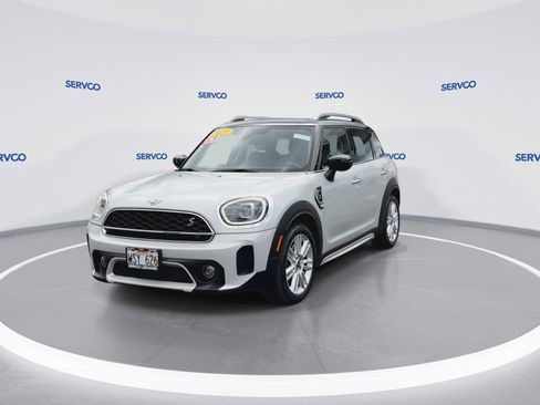 Used 2023 MINI Cooper Countryman S FWD image 3