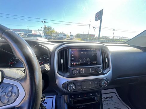 Used 2022 Chevrolet Colorado LT w/ Fleet Safety Package image 16