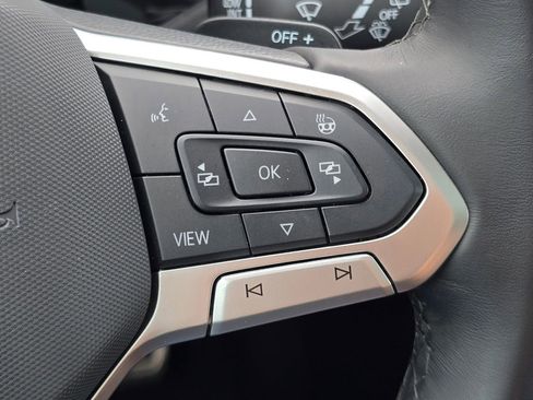 Used 2025 Volkswagen Atlas SEL Premium R-Line AWD/4WD image 17