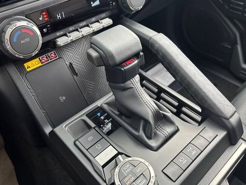 New 2026 Toyota 4Runner TRD Off-Road Premium image 28