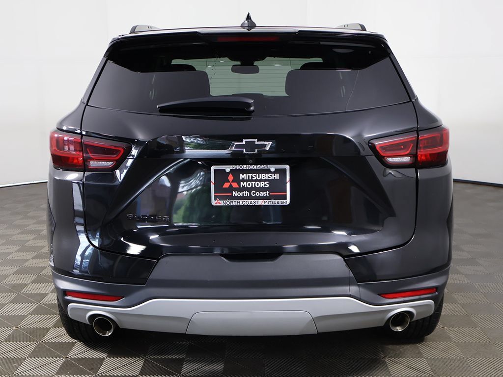 Used 2023 Chevrolet Blazer LT w/ Convenience Package FWD image 12
