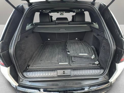 Used 2018 Land Rover Range Rover Sport SE image 16
