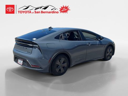 Certified 2023 Toyota Prius Prime FWD image 5