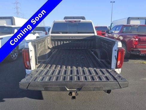 Used 2023 GMC Sierra 2500 Denali w/ Denali Ultimate Package AWD/4WD image 2