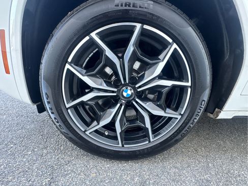 Certified 2022 BMW X3 xDrive30i w/ M Sport Package 2 AWD/4WD image 11