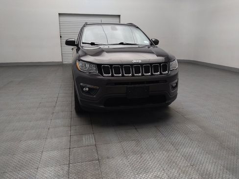 Used 2018 Jeep Compass Latitude AWD/4WD image 14