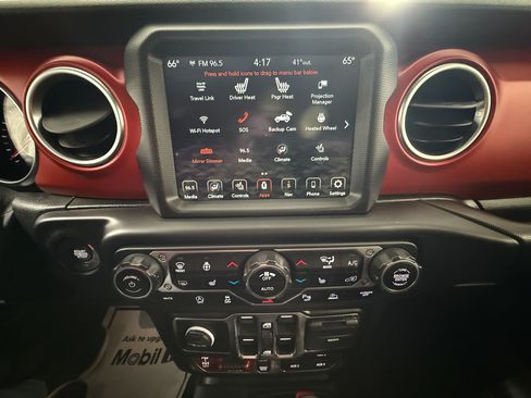 Used 2021 Jeep Wrangler Unlimited Rubicon AWD/4WD image 28