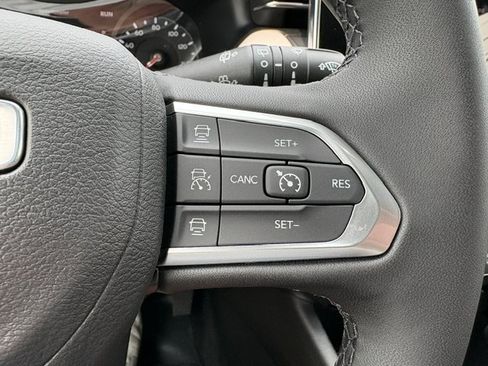 New 2026 Jeep Compass Limited AWD/4WD image 19