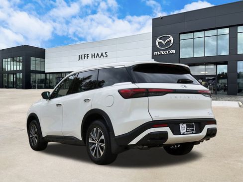 Used 2025 INFINITI QX60 Pure image 2