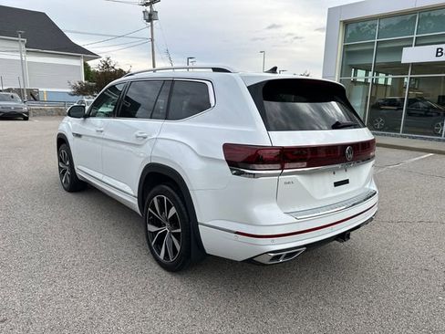 Certified 2024 Volkswagen Atlas SEL Premium R-Line AWD/4WD image 6