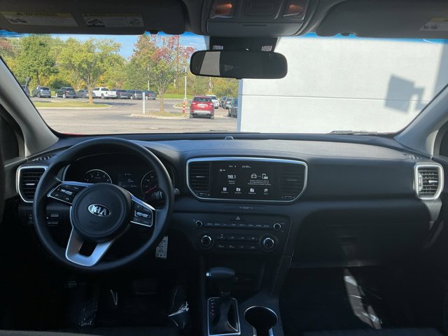 Used 2020 Kia Sportage LX AWD/4WD image 15