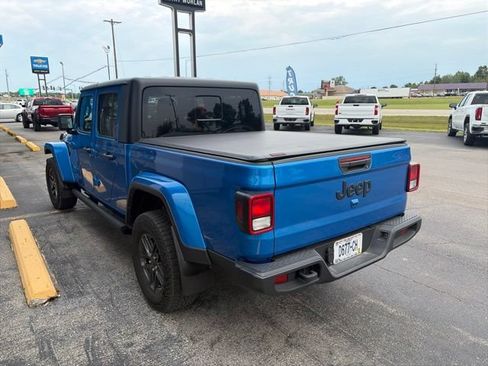 Used 2024 Jeep Gladiator Sport AWD/4WD image 4
