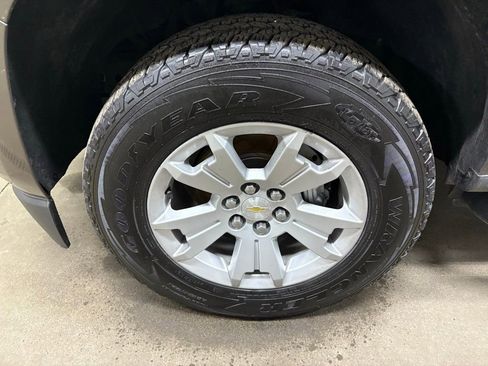 Used 2015 Chevrolet Colorado LT w/ LT Convenience Package image 19