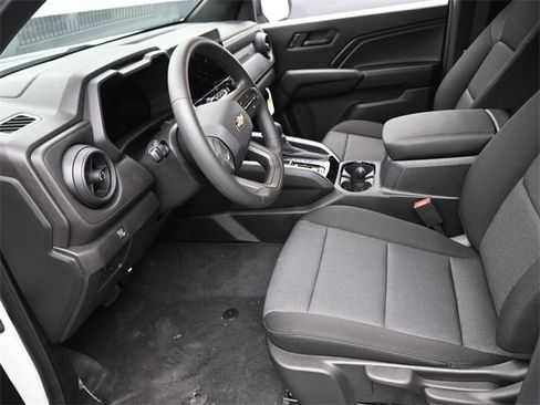 New 2026 Chevrolet Colorado W/T image 8