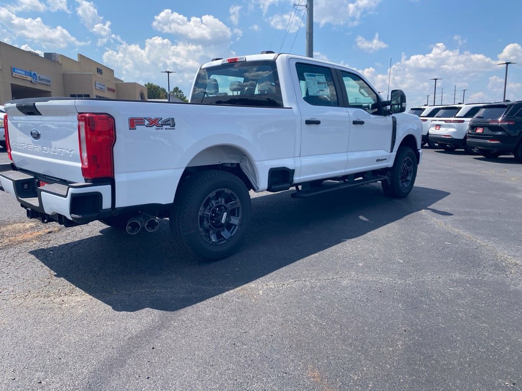 New 2026 Ford F250 XL w/ STX Appearance Package AWD/4WD image 8