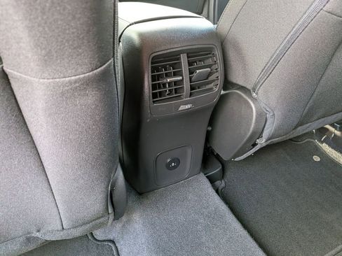 Used 2023 Ford Escape Active AWD/4WD image 17