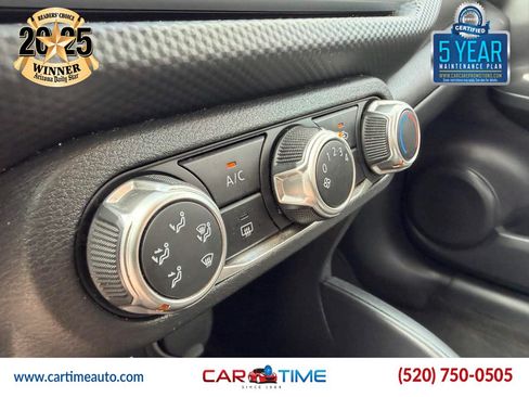 Used 2023 Nissan Kicks S FWD image 13