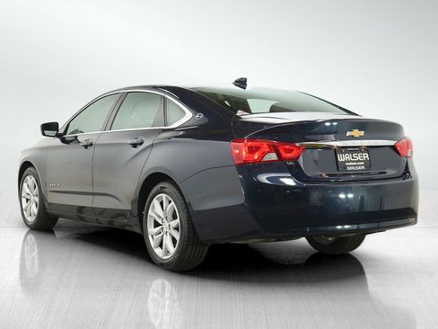 Used 2018 Chevrolet Impala LT FWD image 3