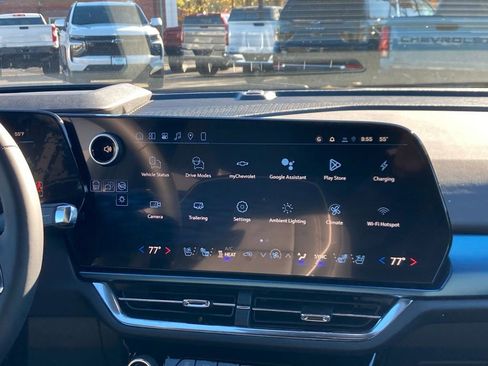 New 2026 Chevrolet Equinox EV LT w/ Convenience Package II FWD image 11