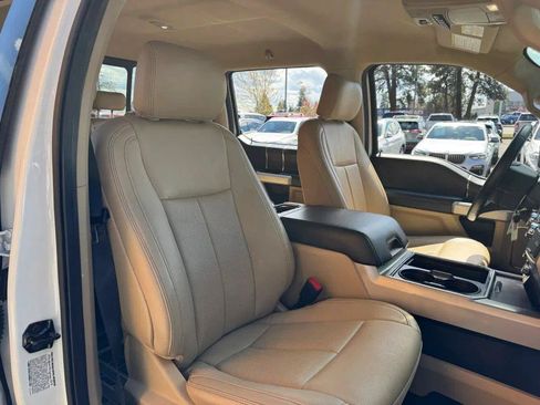 Used 2020 Ford F350 Lariat w/ Lariat Value Package AWD/4WD image 24
