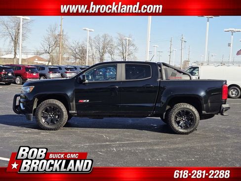 Used 2019 Chevrolet Colorado Z71 w/ Z71 Midnight Edition AWD/4WD image 6
