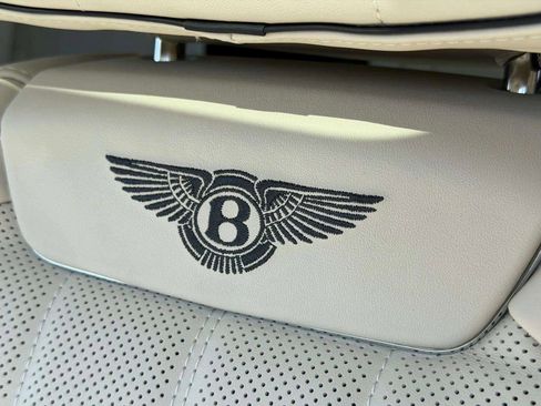New 2026 Bentley Flying Spur Plug-In Hybrid AWD/4WD image 13