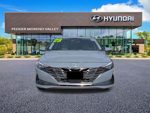 Used 2023 Hyundai Elantra Limited image 9