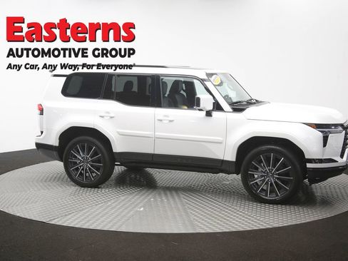 Used 2026 Lexus GX 550 w/ Cold Area Package AWD/4WD image 56