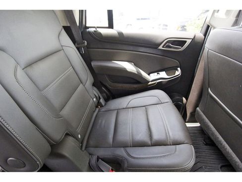 Used 2019 GMC Yukon Denali w/ Denali Ultimate Package RWD image 11