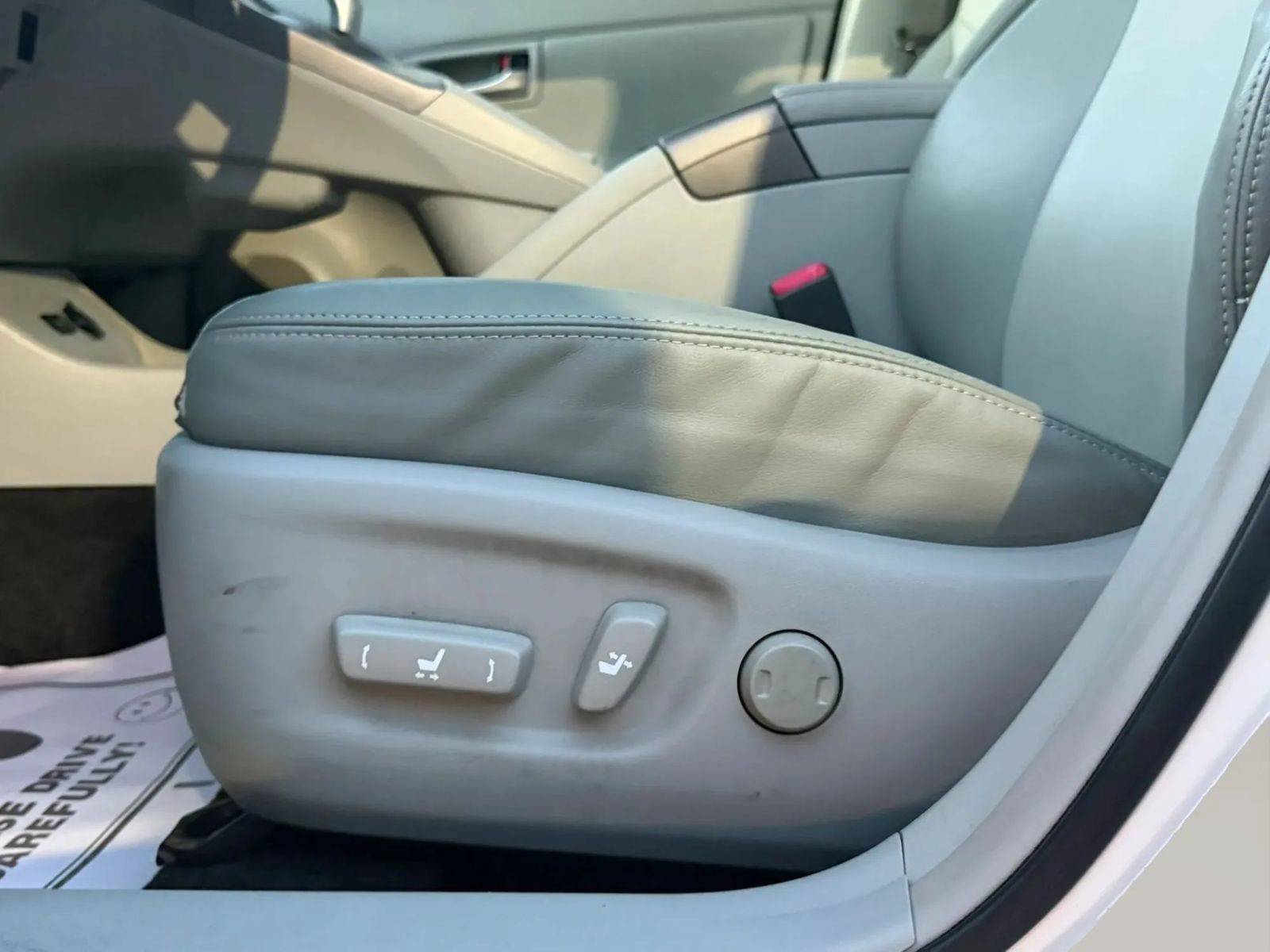Used 2012 Toyota Prius Four w/ Deluxe Solar Roof Pkg FWD image 37