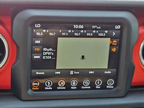 Used 2018 Jeep Wrangler Unlimited Rubicon w/ Dual Top Group AWD/4WD image 10