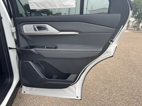 New 2026 Ford Explorer Active w/ Active Comfort Package RWD image 53