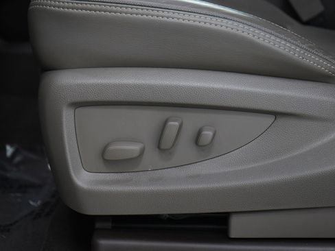 Used 2019 GMC Yukon XL Denali AWD/4WD image 30