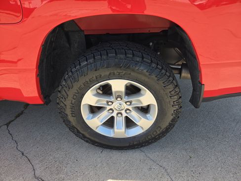 Used 2024 RAM 1500 Laramie RWD image 26