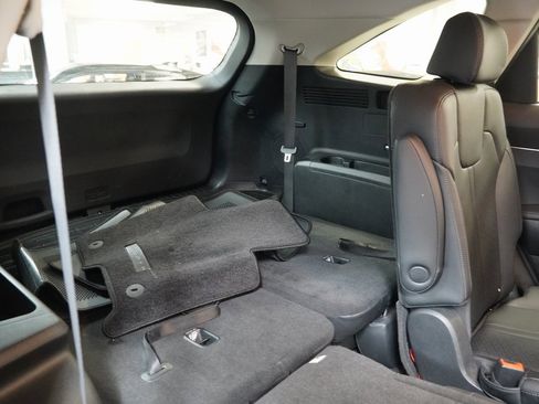 Used 2023 Kia Sorento EX image 31