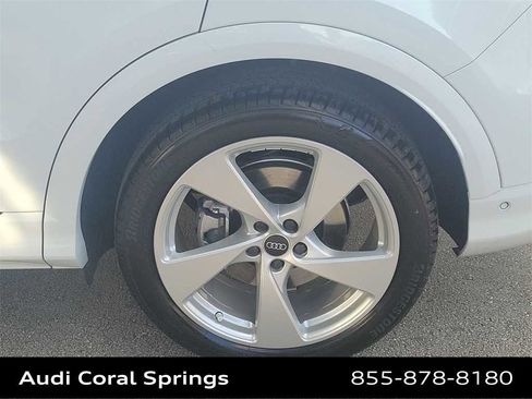 Certified 2025 Audi Q5 Prestige image 16