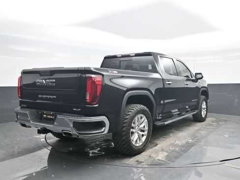 Used 2021 GMC Sierra 1500 SLT w/ SLT Premium Plus Package AWD/4WD image 6