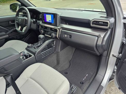 Certified 2025 Toyota 4Runner SR5 image 12