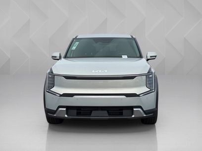 New 2026 Kia EV9 Light