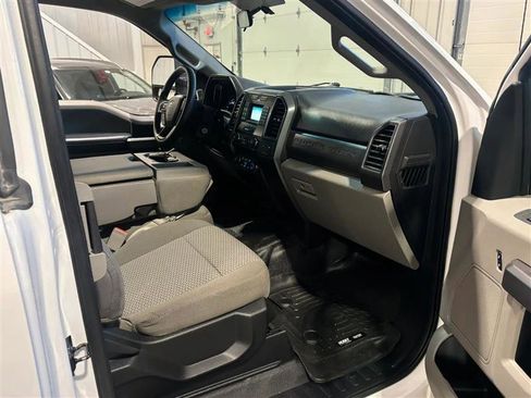 Used 2019 Ford F350 XLT w/ XLT Value Package AWD/4WD image 11
