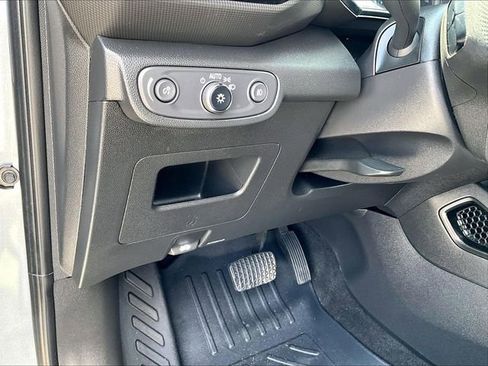 Certified 2022 Chevrolet TrailBlazer LT w/ Convenience Package image 29