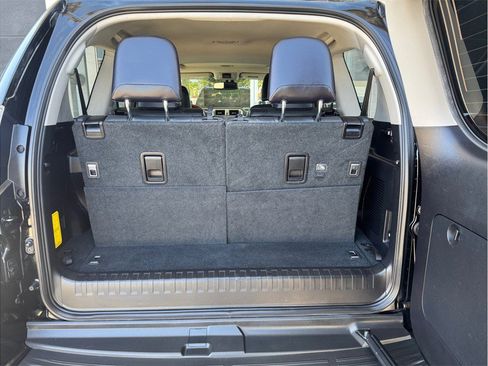 Used 2017 Lexus GX 460 Premium AWD/4WD image 28