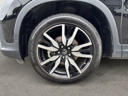 Used 2021 Honda Pilot Elite image 14