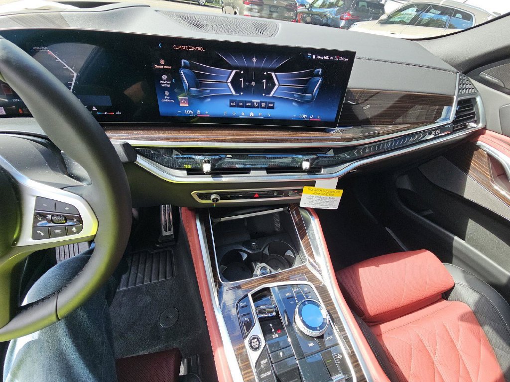 Used 2027 BMW X6 xDrive40i AWD/4WD image 4