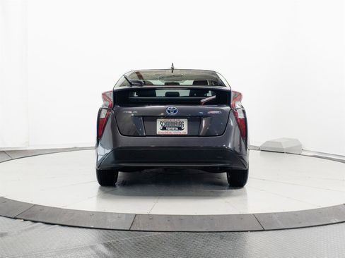 Used 2016 Toyota Prius Two FWD image 8