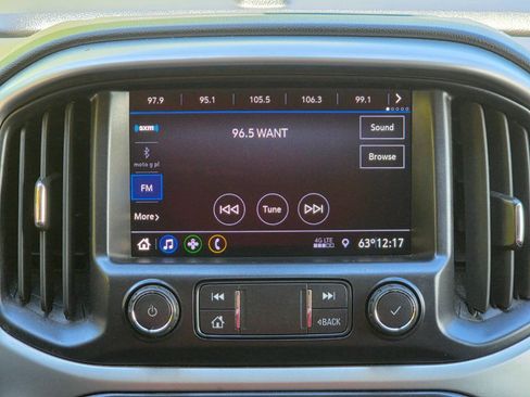 Used 2021 Chevrolet Colorado LT w/ LT Convenience Package AWD/4WD image 23