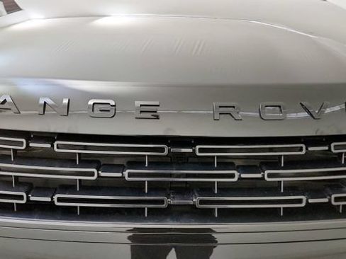 Used 2025 Land Rover Range Rover Evoque S AWD/4WD image 30