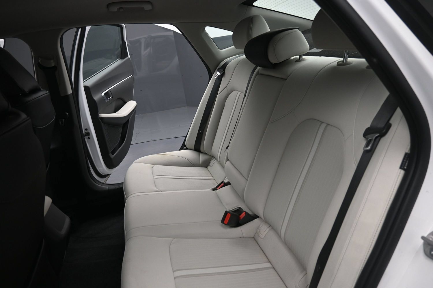 Used 2023 Hyundai Sonata SEL w/ Cargo Package FWD image 37