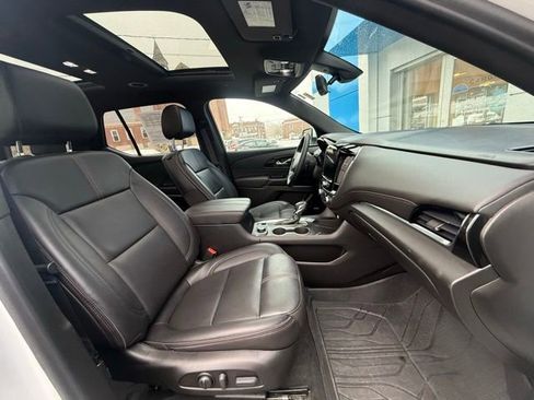 Certified 2023 Chevrolet Traverse RS w/ LPO, Floor Liner Package image 22
