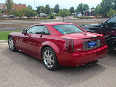Used 2005 Cadillac XLR RWD image 4
